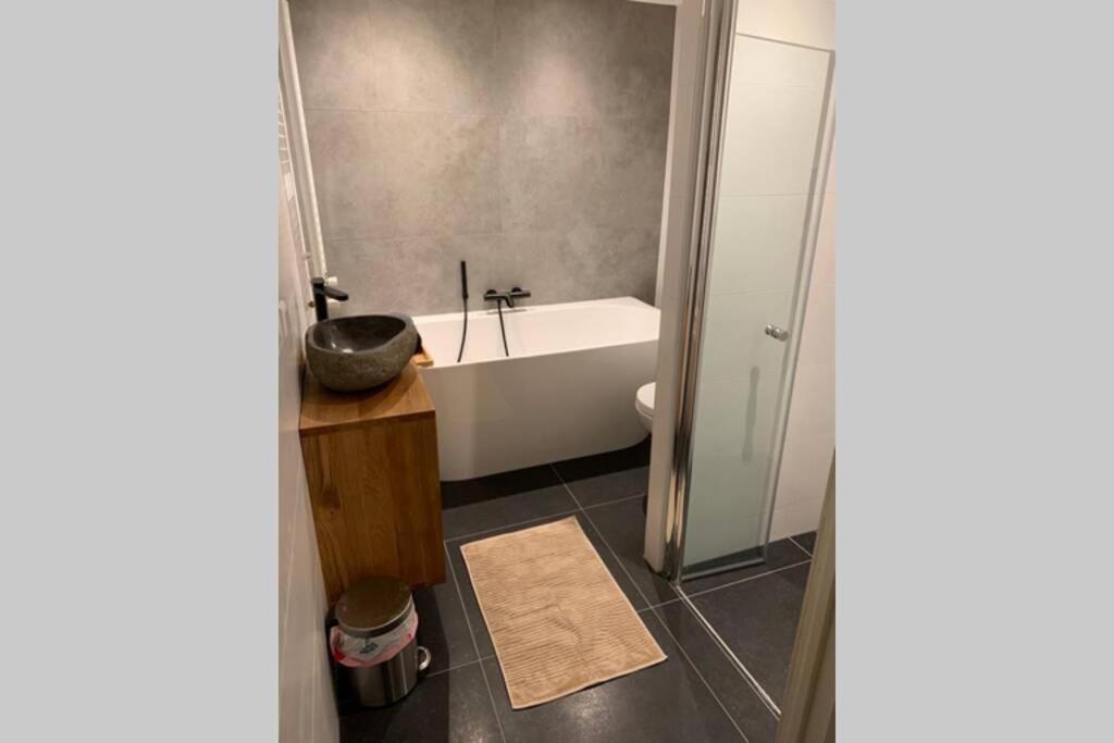 Klaproos Bergen Nh Villa ภายนอก รูปภาพ